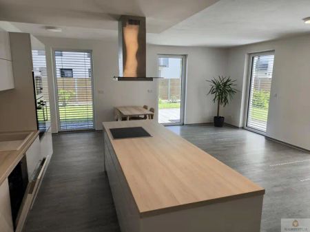 Pronájem bytu 2+kk s terasou a zahrádkou v centru Olomouce - Photo 3
