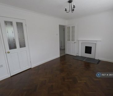2 bedroom flat to rent - Photo 1