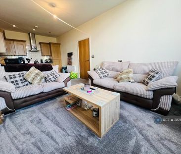 1 bedroom flat to rent - Photo 3