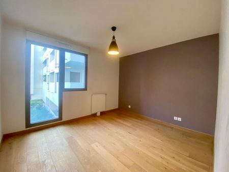 Location Appartement 2 pièces 42m² BORDEAUX 33100 - Photo 3