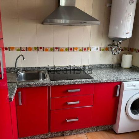 Alquiler de piso en Calle Cómpeta, 27 - Photo 1