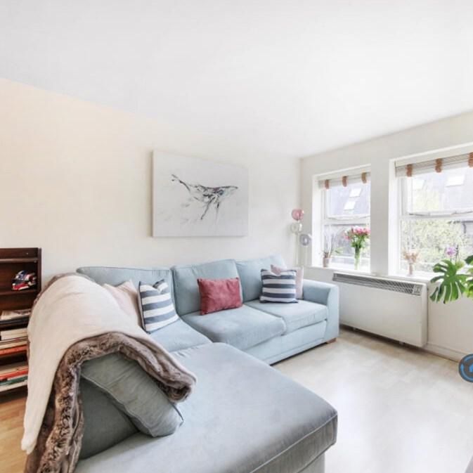 1 bedroom flat to rent - Photo 1