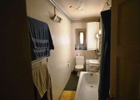 Appartement deux pièces surface de trois - Photo 5