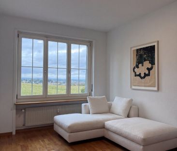 6.5-Zimmer-Doppeleinfamilienhaus mit grossem Garten, Pool und Weits... - Foto 1
