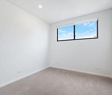 Near New Duplex - Photo 2