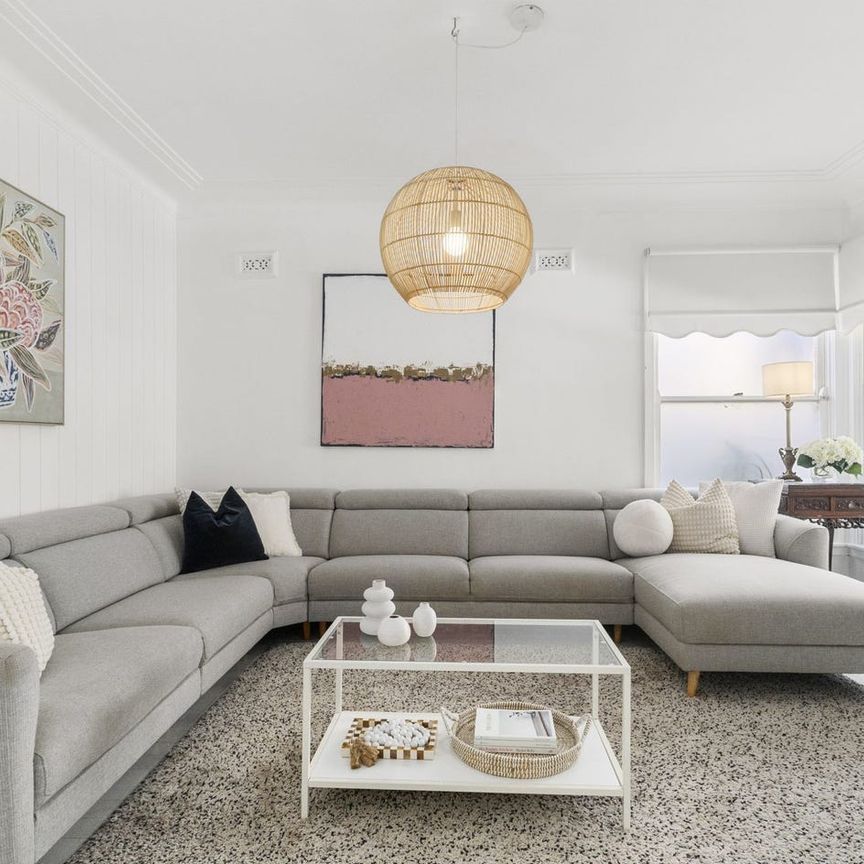 Spacious Family Home with North-Facing Yard - Photo 1