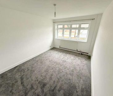 Keswick Avenue, Hullbridge, SS5 - Photo 4