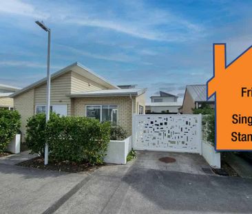 Hobsonville, 1 Bedroom $540 - Photo 1