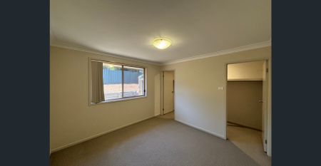 Four Bedroom Home in Eastbrook Links - Photo 5