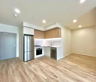 Victoria Tower Adelaide - One Bedroom with One Study Area - Partial... - Photo 5