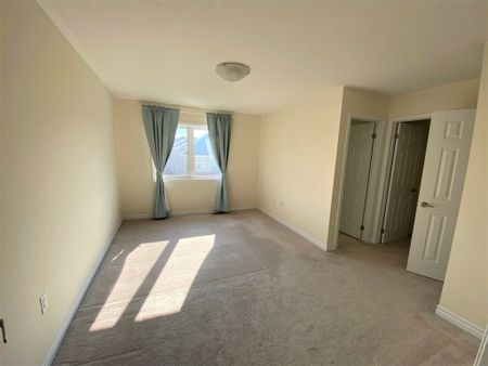 For Lease - 2710 Burkholder Drive, Pickering, Ontario - Photo 4