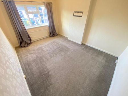 3 bedroom semi-detached house to rent - Photo 3