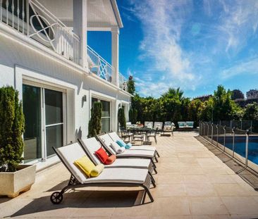 5 bedroom luxury Villa for rent in Marbella, Spain - Photo 4