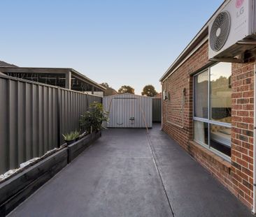 Charming Family Home in Craigieburn - Photo 1
