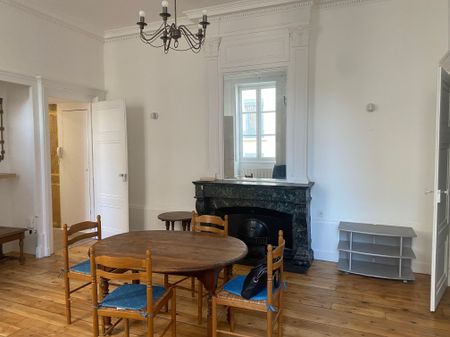 Location Appartement 2 pièces 58m² LYON 1er - Photo 5