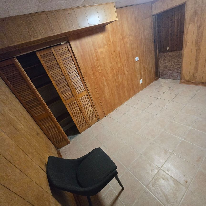 For Lease - 15 Burnview Crescent, Toronto, Ontario - Photo 1