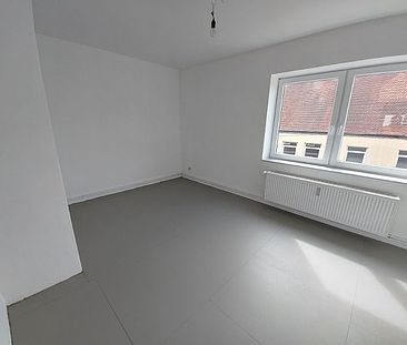 Frisch renovierte 3-Zimmer-Wohnung in Bremerhaven-Lehe! - Foto 3
