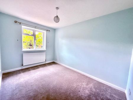 3 bedroom semi-detached house to rent - Photo 3