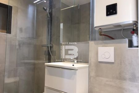 Bel appartement de type 2 neuf à louer à l'année - Photo 2