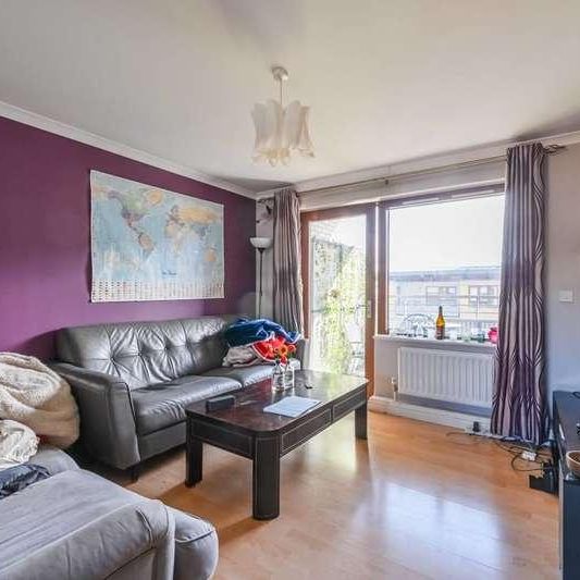 Stephenson Close, Mile End, E3 - Photo 1