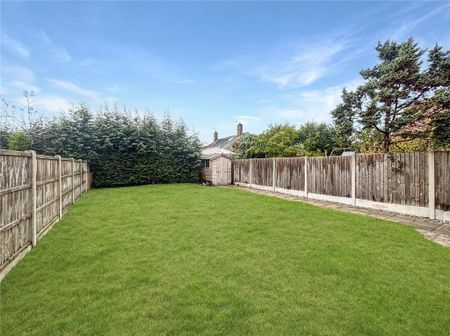 3 bedroom detached house to rent - Photo 3