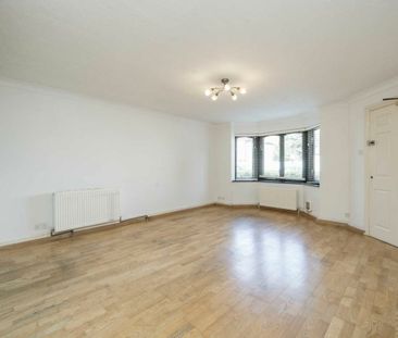 Woodstock Avenue - Photo 2