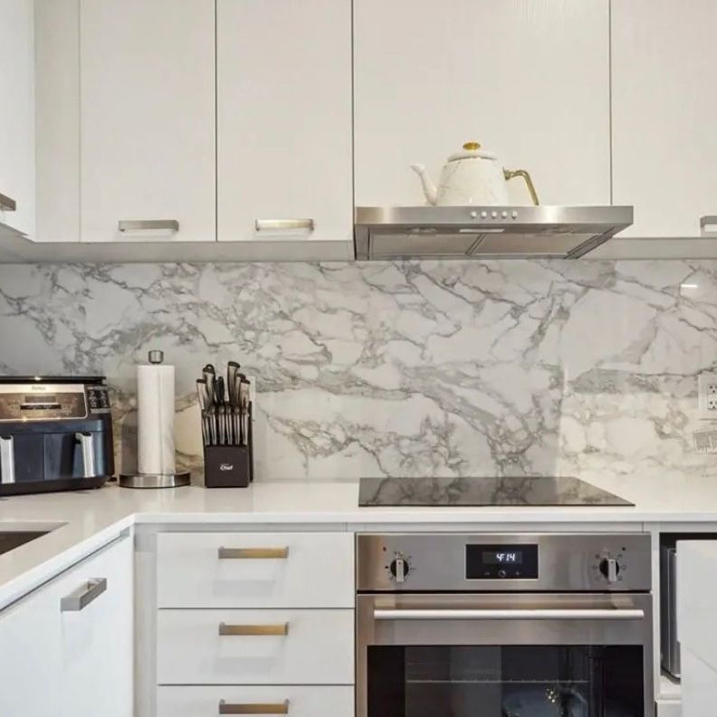 For Lease - 38 Honeycrisp Crescent Unit# 916, Vaughan, Ontario - Photo 1