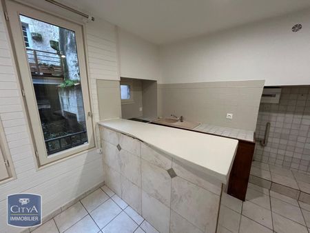 Location Appartement 1 pièce 25m² PERIGUEUX 24000 - Photo 4