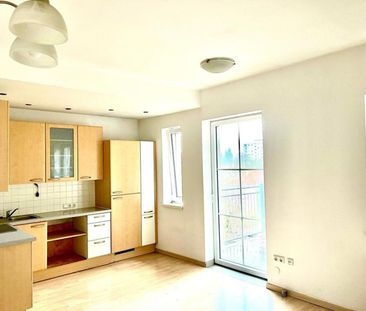 3-Zimmer-Wohnung mit großem Balkon zur Vermietung ! - Foto 4