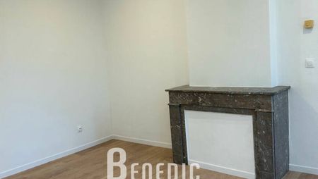 METZ CENTRE Location F1bis dans résidence ancienne - Photo 2