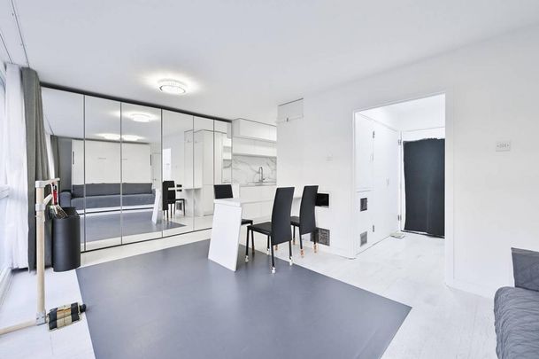 1 bedroom flat to rent - Photo 1