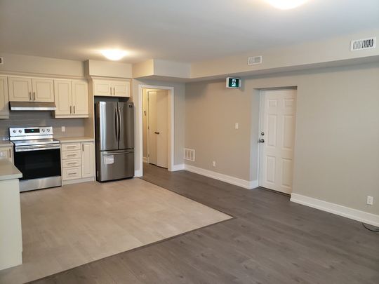 For Lease - 112 Algoma Street Unit# Apartment, Toronto, Ontario - Photo 1