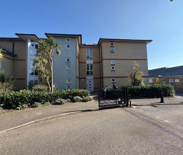 2 bedroom ground floor flat to rent - Photo 1