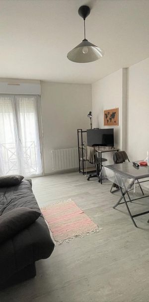 Location Appartement 1 pièce 23m² NIORT 79000 - Photo 1