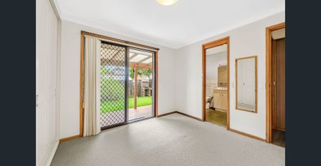 Generous Family Living in Newport's Golden Triangle - Photo 2