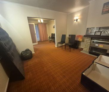 St Marys Avenue South - Photo 1