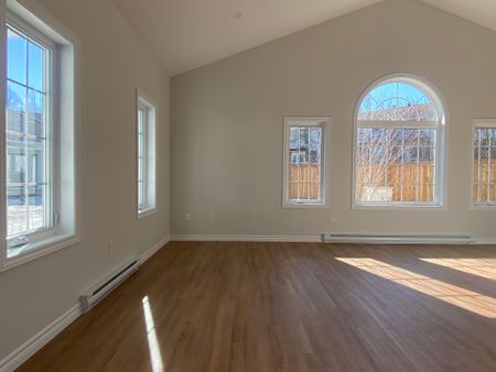 For Lease - 300 Croft Street Unit# 203, Port Hope, Ontario - Photo 2