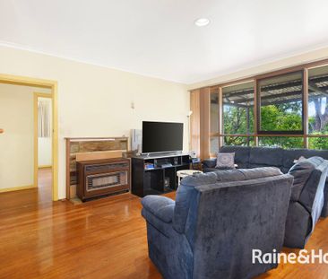 For Lease 6 months: Charming Family Home at 6 Jolly Street, Dandenong - Photo 1