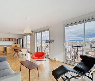 Location Appartement 4 pièces Meublé 90m² MARSEILLE 1er - Photo 1