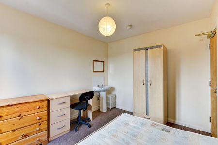 7 bedroom house to rent - Photo 3