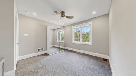 For Lease - 3 Oakwood Place, Hamilton, Ontario - Photo 4