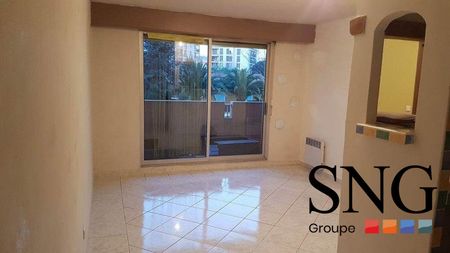 T2 AVEC BALCON+PARKING - Photo 2