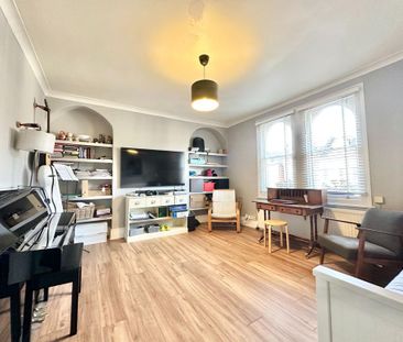 3 bedroom apartment to rent - Photo 2