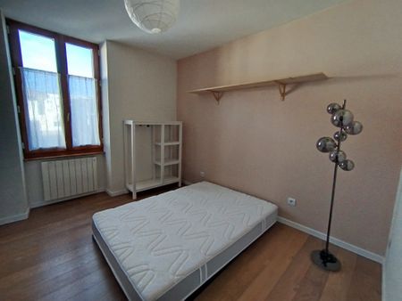 Location Appartement 3 pièces 84m² - Photo 5