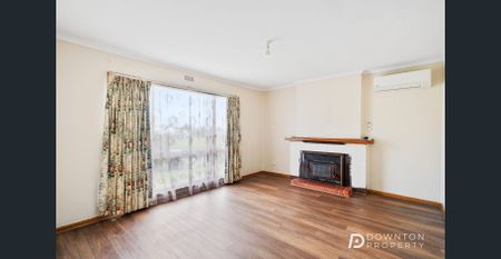 Spacious home in a Quiet, Convenient Location - Photo 2