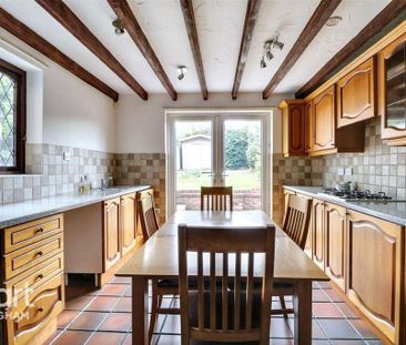 2 bedroom cottage to rent - Photo 1