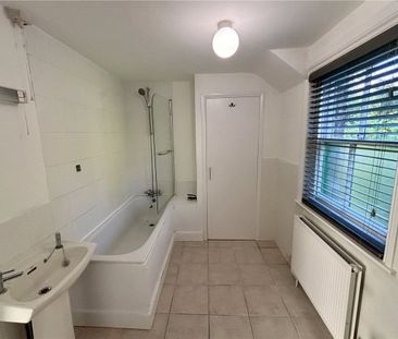 Refurbished three bedroom semi-detached cottage located in the vill... - Photo 1
