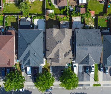 For Lease - 22 Nathaniel Crescent, Brampton, Ontario - Photo 6