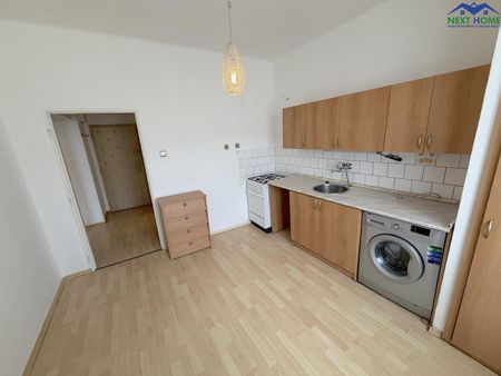Pronájem bytu 1+1 36 m² - Fotografie 4