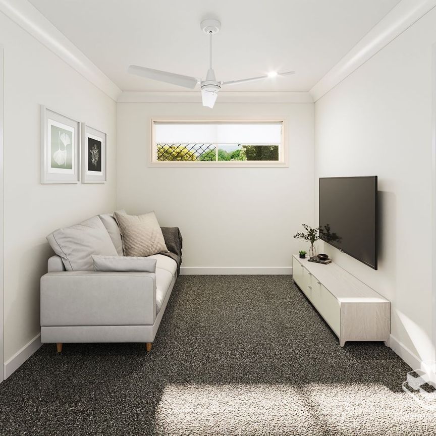 4 BEDROOM TOWNHOUSE - Photo 1